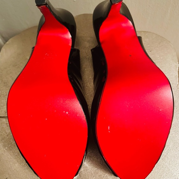 NWOB-Christian Louboutin- patent leather peep-toe slingback - Picture 7 of 12